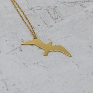 14K Gold Bird Necklace, Handmade 925 Silver Bird Necklace, Dainty Nature Inspired Jewelry, Perfect Gift for Bird Lovers, Bird Charm Pendant