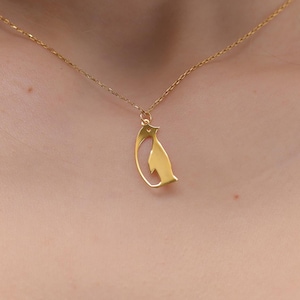 Penguin Charm Necklace in Gold, Cute Animal Jewelry, Minimalist Bird Pendant, Perfect Gift For Animal Lovers, Real Gold Penguin Necklace