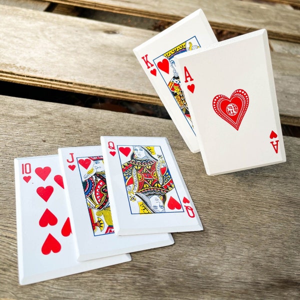 Cartes à lancer Royal Flush en métal fabriquées artisanalement – Ensemble de poker fait à la main pour une expérience de jeu unique