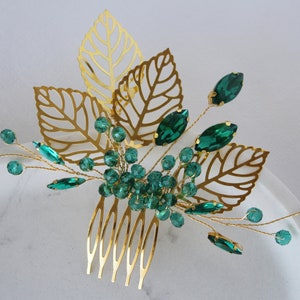Emerald headpiece, Emerald hair vine, Green hair comb, Bridal hair vine, Wedding hair piece, Greenery hair piece, Green Tiara, Fairy Tiara