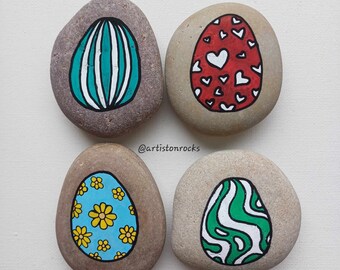 Easter eggs - Painted rocks