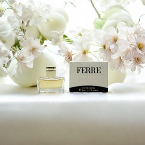 Ferré Woman MINIATURE Eau Parfum 5ml. Sober ARISTOCRATIC beauty. Discontinued & Rare.