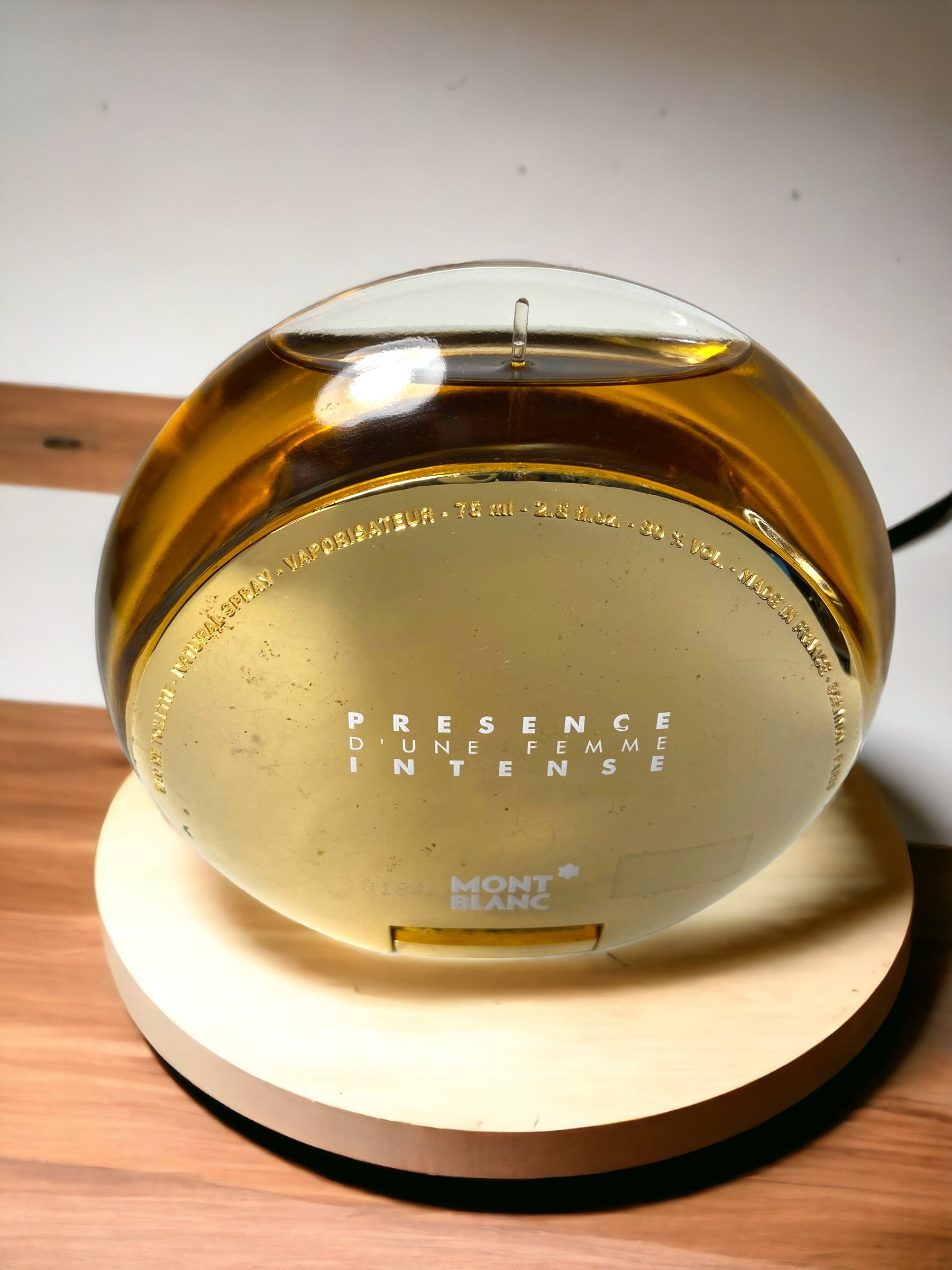 Very Unique Montblanc Presence D'une Femme Intense Eau Toilette