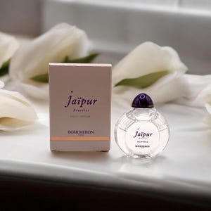 Boucheron Jaipur Bracelet Eau Parfum MINIATURE 4,5ml. Beautiful floral bouquet.