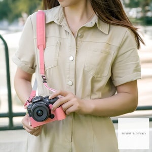 Courroie pour appareil photo en cuir, Courroie simple, Courroie pour appareil photo Fuji, Courroie pour appareil photo Nikon, Courroie pour appareil photo Sony, Lanières de cuir courtes, Cuir fait main Pink Strap