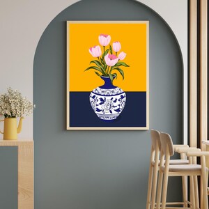 Handgetekende tulpen in een Turkse vaas, Ottomaanse bloemenkunstprint voor aan de muur. afbeelding 9