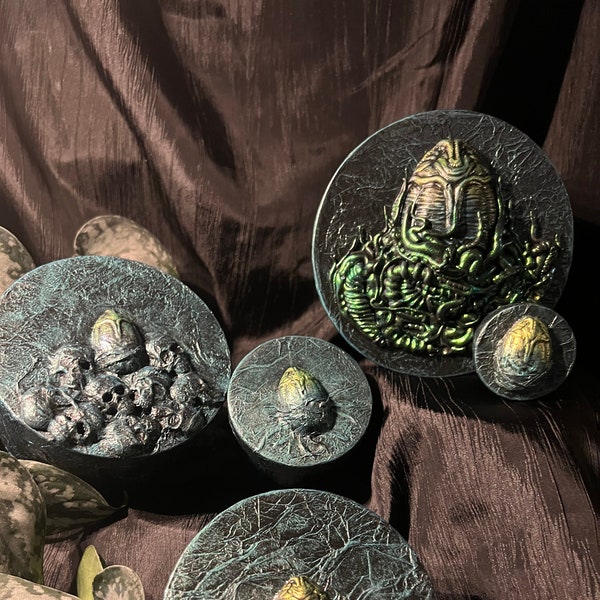 Boîtes rondes œuf Inspiration Giger - Alien - Xenomorphe - lot de 5 boîtes - 5 tailles
