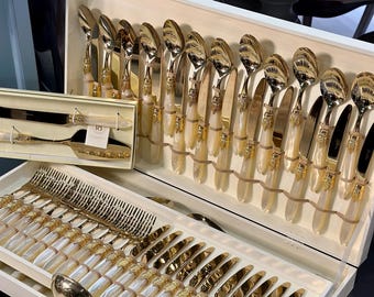 Towle Supreme Cutlery 64 Piece Service for 8 