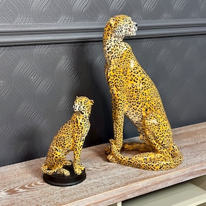 Leopard Sitting Statue , Majestic Leopard, Leopar Figure, Animal Statue, Cheetah Sitting Figure, Exotic Decorative, Cheetah Sculpture