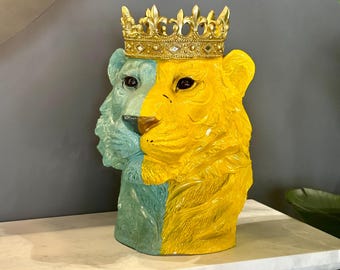 Pop Art Blue and Yellow Lion Sculpture - Handmade King Lion Statue - Graffiti Art - Pop Art Sculpture - Large Lion Head Bust - Lion Crown
