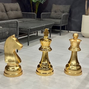 Riesen Schachfigurine - Große Schachfigur - Königin König Dekoration - Schach Statue - Luxus Schach Skulptur Moderne Dekorative Gold Schachfigur