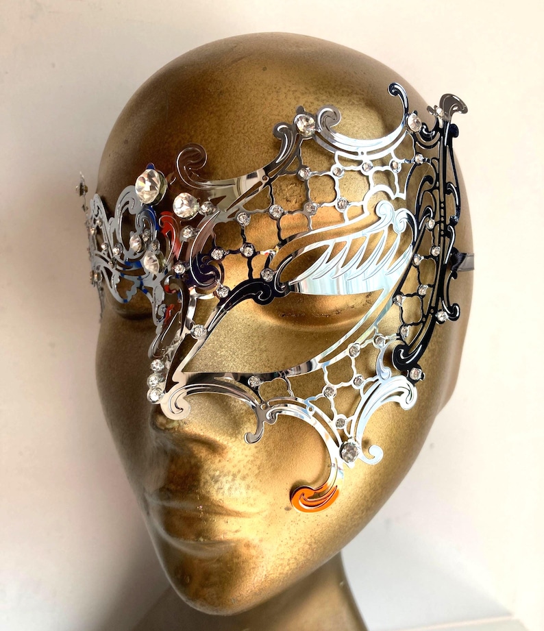 Silver Metal Filigree Half Face Phantom Masquerade Mask With Diamantés ...