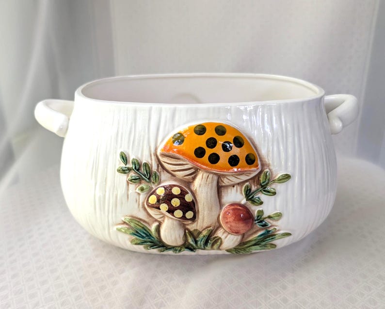 Mix-n-Match Merry Mushroom Ceramic Soup Tureen Bowls, Lids. Read Description! Vintage Sears Roebuck Bowl A (Excellent)