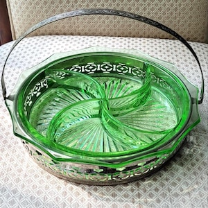 Green Uranium Depression Glass Divided &quot;Pinwheel&quot; Swirl 8.75&quot; Relish Dish/Plate. 4 Sections with Starburst Background & Silverplate Carrier.