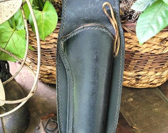 Hunter Company #1 Frontier Series Black Leather Holster for SA/DOA .22 LR revolvers w/4-6" barrel. Compare to size 1060F1. Ruger Single Six