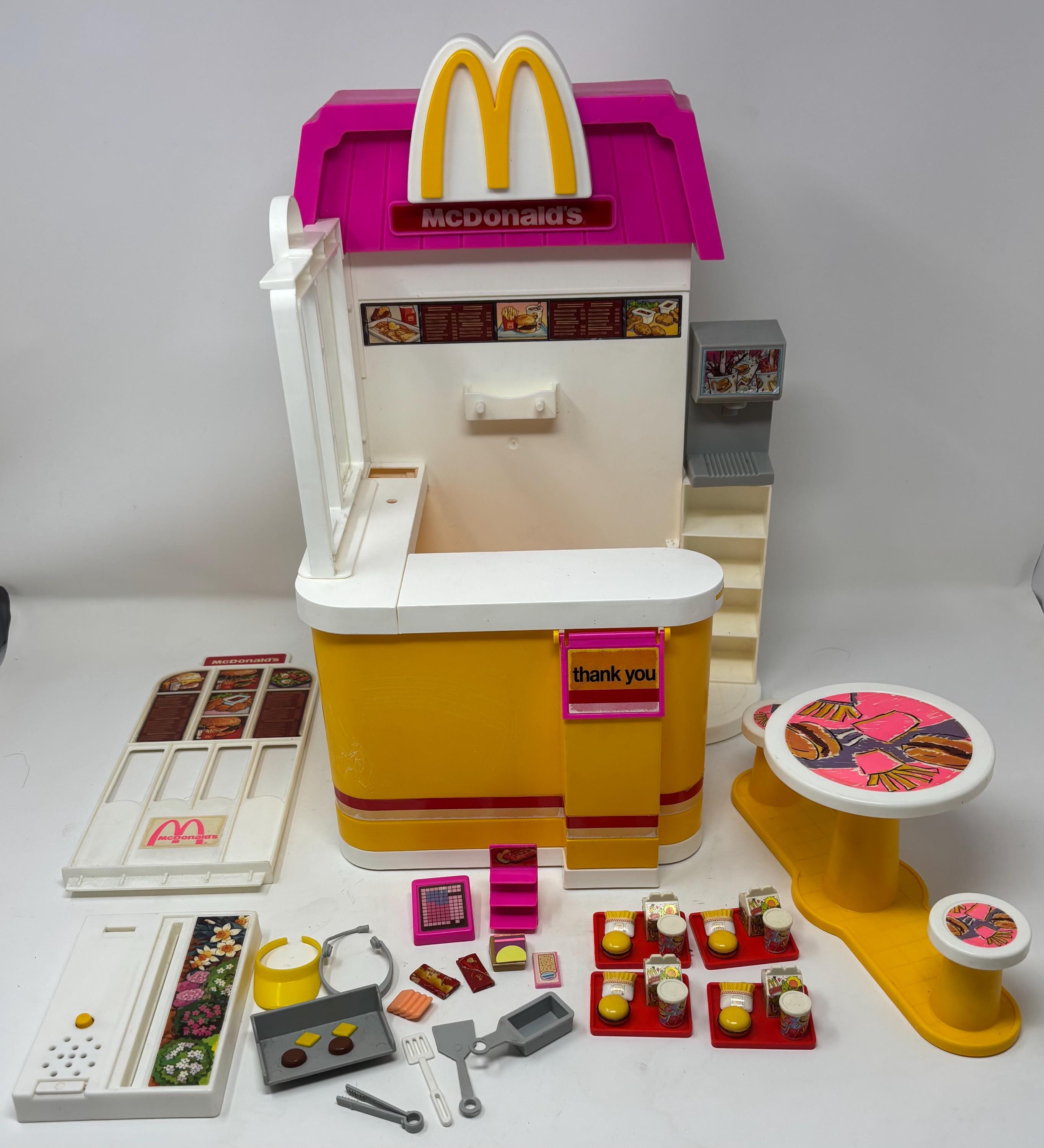 Vintage Mattel 1993 Barbie Mcdonalds Drive-thru Playset Restaurant