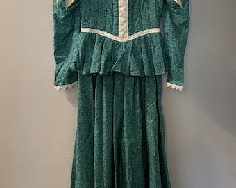 Vintage Green Floral Renaissance Costume Dress - Child