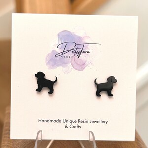 Mini Black Dog Stud Earrings – Minimalist Cartoon Feline Jewellery – Fun Gift for Dog Lovers – Quirky Pet Earrings UK