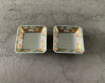 Set of 2 little Japanese dishes for example sushi