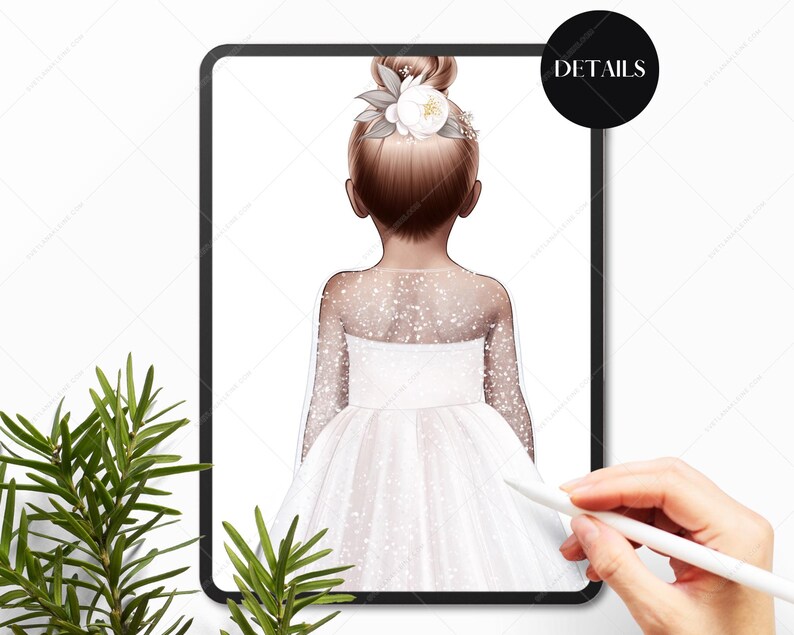 K&ouml;nnte beinhalten: Ein junges M&auml;dchen tr&auml;gt ein wei&szlig;es T&uuml;llkleid mit einem glitzernden Oberteil und einem Blumenhaarschmuck. Das Kleid hat einen vollen Rock und ist perfekt f&uuml;r einen besonderen Anlass.