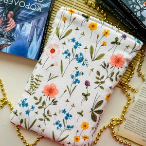 Housse de livre botanique, couverture de livre faite main, sac de livre en coton, protège-livre, accessoires de lecture, étui de livre mignon, cadeau pour les amoureux des livres
