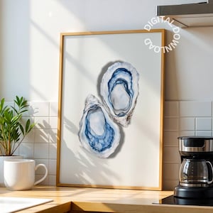 Oyster Print, Modna jasnoniebieska sztuka ścienna do kuchni, plakat z muszlą morską, wystrój marynistyczny, estetyczne wydruki do pobrania, wystrój domu na plaży