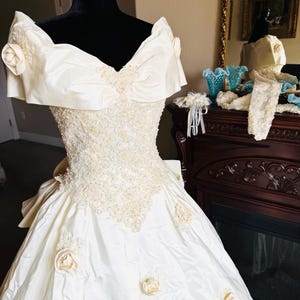 Vintage Wedding Dress with Roses - Cleaned and Preserved - Timeless, Ballgown with Lace, Off the Shoulder neckline and Basque Waist!!