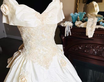 Vintage Wedding Dress with Roses - Cleaned and Preserved - Timeless, Ballgown with Lace, Off the Shoulder neckline and Basque Waist!!