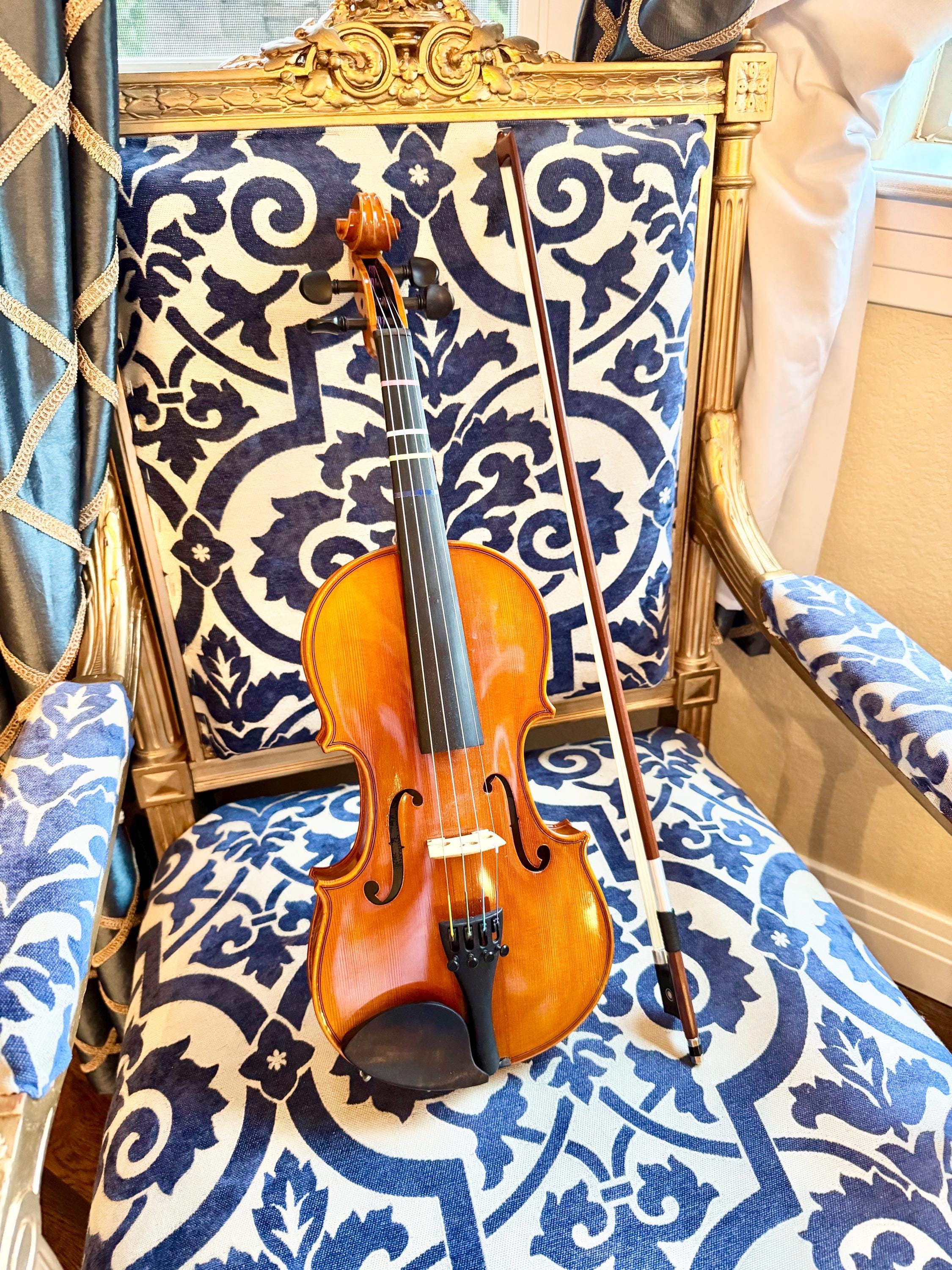 Samuel Eastman - VL100 model-  3/4 Size Violin with Bow and Case