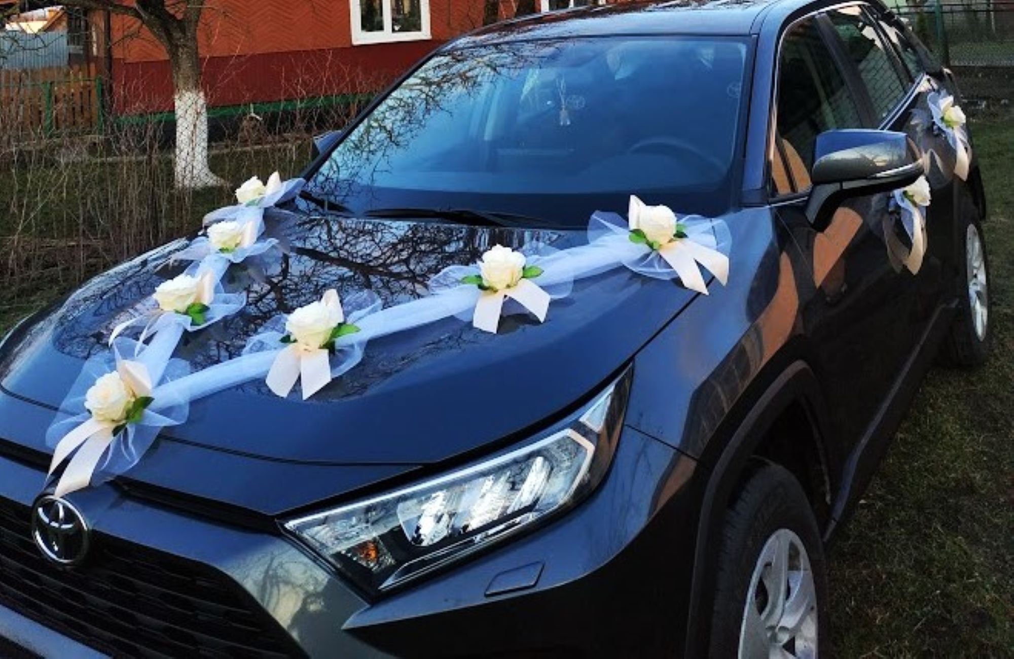 Elegant Wedding Car Decoration Kit - Silk Roses, Bows & Ribbons Set ...
