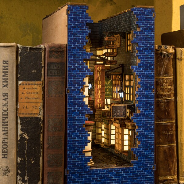 DIY Wizard Book Nook, Witch Alley Handmade Book Nook Kit, Painting Bookshelf Model Street Diorama, Handmade Gift for Book Lover