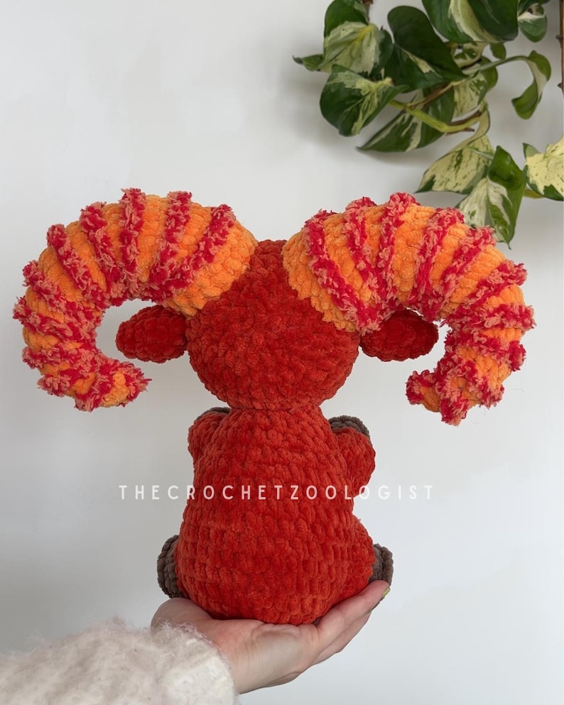 Patrón de crochet del zodiaco Aries, peluche de crochet del signo zodiacal carnero/cabra, regalo de peluche para amantes de la astrología, el zoólogo de crochet imagen 4