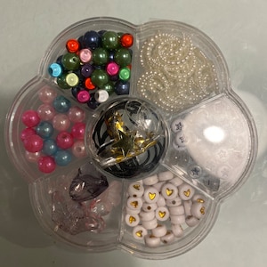 18000 Pcs Clay Beads Bracelet Making Kit, 4 Boxes 64 Colors Flat Polymer