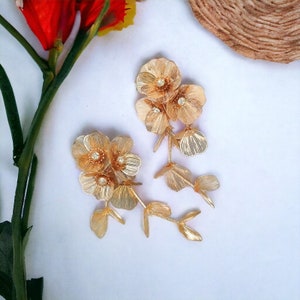 Drop and Dangle Flower Earrings, Flower Zara Style Earrings, Floral Dangle Earrings, Flower Golden Earrings, Silver Flower Earrings Gold