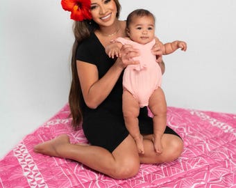 Polynesian playmat (55x55 inches square)