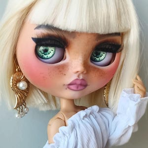 Blythe custom blythe ooak custom dolls cute blythe