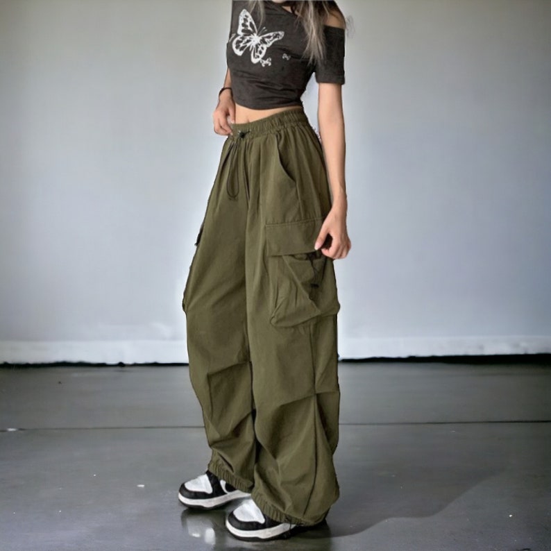 Y2K Women Streetwear/Cargo Harajuku Baggy Parachute Pants for Women image 6