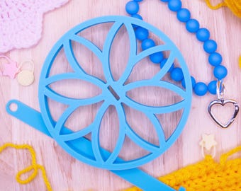 Portable Wrist Yarn Holder: Tangle-Free Knitting & Crochet Wool Dispenser