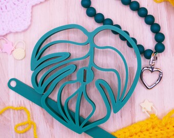 Monstera Portable Wrist Yarn Holder: Tangle-Free Knitting and Crochet Wool Dispenser