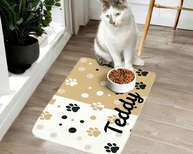 Personalized dog or cat food mat – a cute and practical accessory to keep your dog's or cat's favorite corner clean.