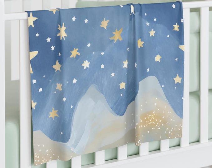 Celestial Swaddle Blanket - Delicate and Warm Newborn Gift with Star Design