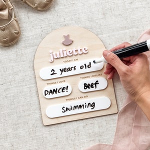 Tableau tutu personnalisé pour jalons de bébé|Panneau avec prénom personnalisé pour bébé|Cadeau pour baby shower|Photo de bébé|Faire-part de naissance|Carte d'étape importante pour bébé|Cadeau pour nouveau-né