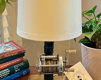 Vintage Baitcasting Fishing Reel Accent Lamp