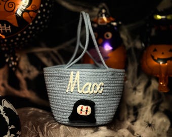 Personalised Treat or Treat Basket | Halloween Party Sweet Bag | Trick-or-Treat Candy Tub | Halloween Party Decorations Tote | Gift for Kids