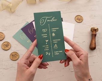 Tarjeta de cronograma de boda con detalles en lámina dorada, orden de eventos personalizado.