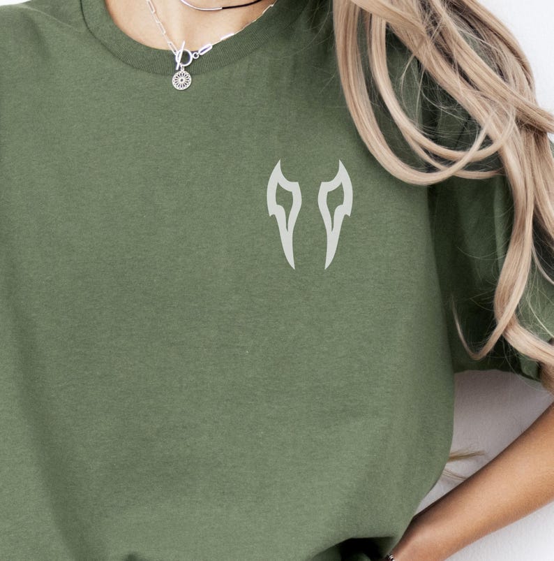 Final Fantasy Tshirt FFXIV Job Icon Shirt Gift Viper Tee Gift for Gamer