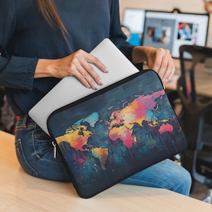 Weltkarte Laptoptasche, Einzigartige Laptop-Tablet-Hülle 12 13 15 Zoll, niedliches MacBook-Hüllengeschenk für Reiseliebhaber, Abschlussgeschenk für den Tag der Erde