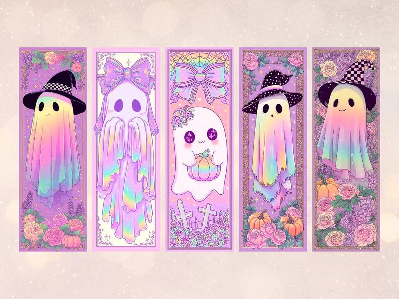 K&ouml;nnte beinhalten: F&uuml;nf rechteckige Illustrationen zeigen pastellfarbene Geister mit H&uuml;ten, Schleifen und K&uuml;rbissen. Jeder Geist hat ein einzigartiges Design, vor einem lavendelfarbenen Hintergrund mit floralen und dekorativen Elementen. Halloween-Thema.