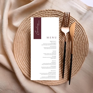 Weinrote Hochzeit Menü Vorlage, Minimalist Namensschild, Tischkarte Menü Vorlage, Canva Vorlage, Sofort Download #W8PNBY