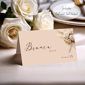 Modelo de cartões de lugar em creme branco marfim para casamento, modelo editável do Canva, cartão de nome de mesa, plano e dobrável, grama dos pampas boho #L1RSIC